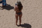 Bikini thumb