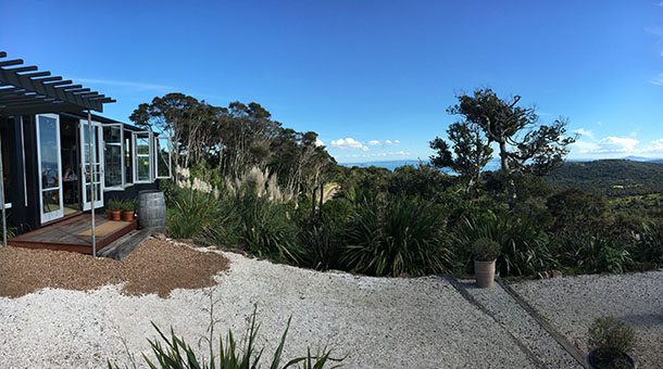 Thomas's bach waiheke