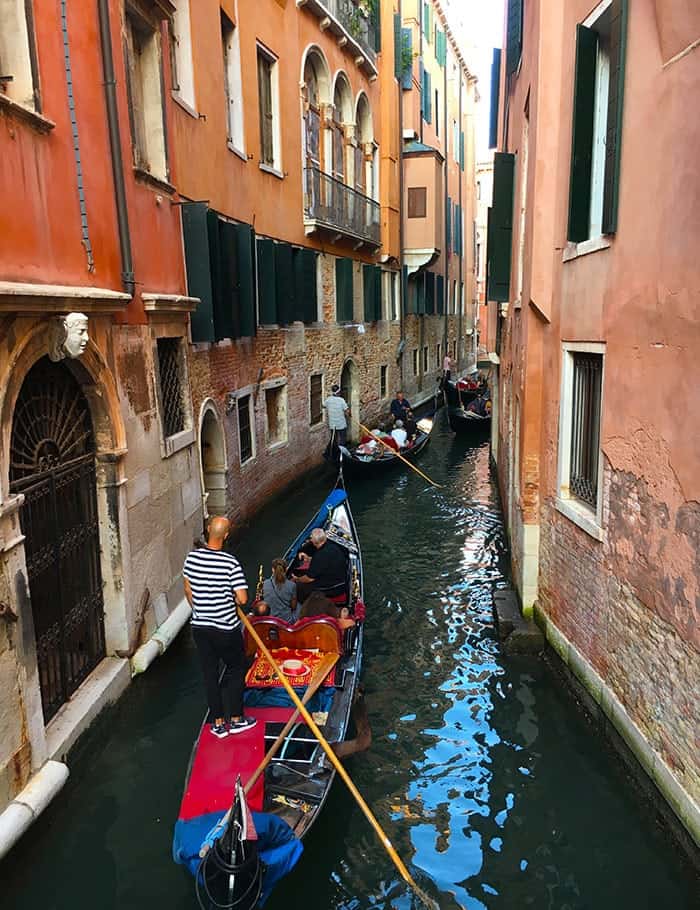 canal boating venice