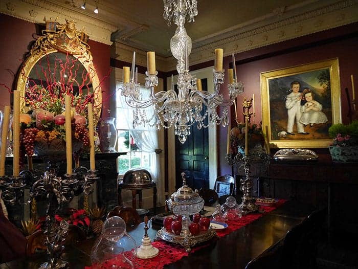 Houmas house dining room