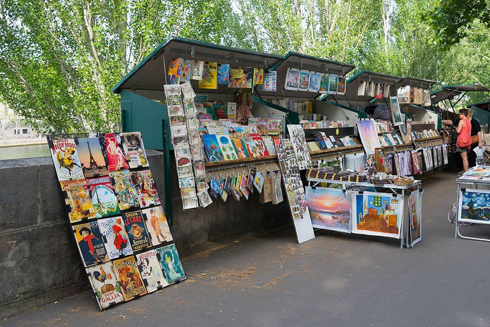 Bouquinistes in Paris