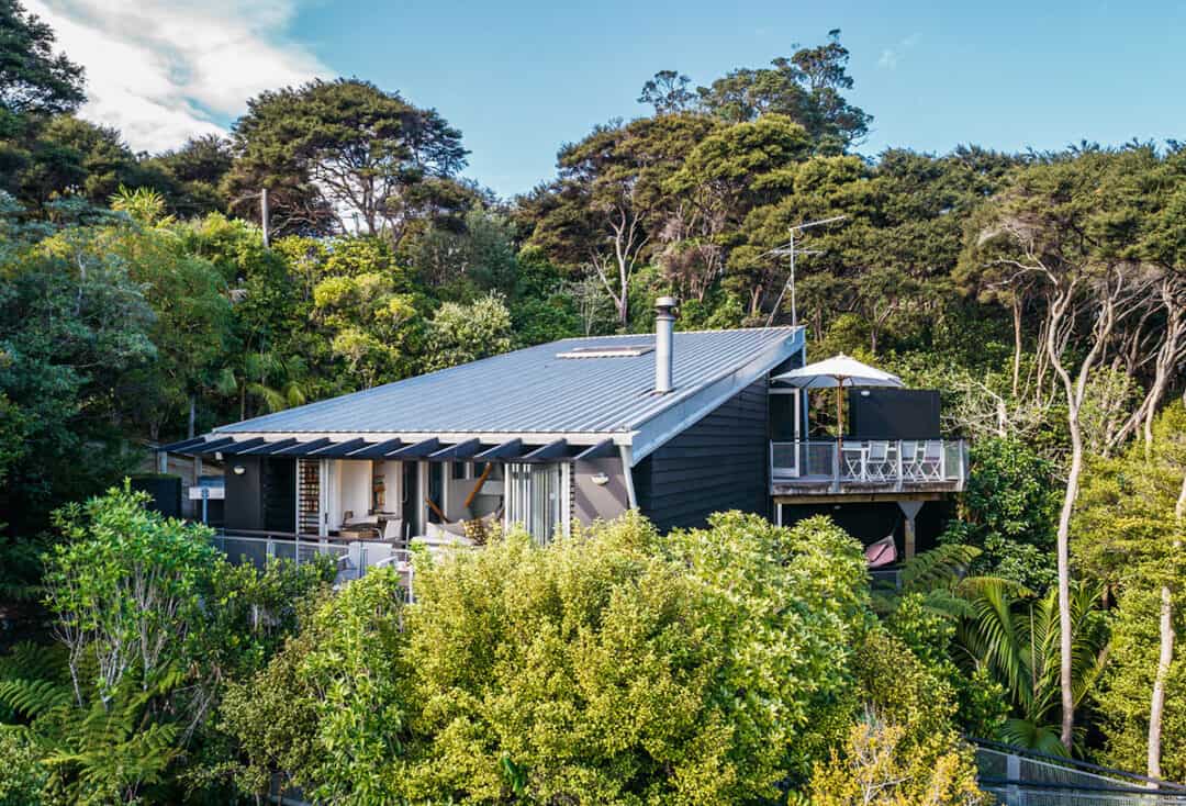 6 gorgeous places to stay on Waiheke Island! - Blogger at Large