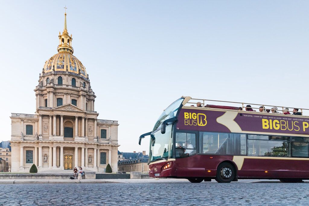 Big Bus Paris tour