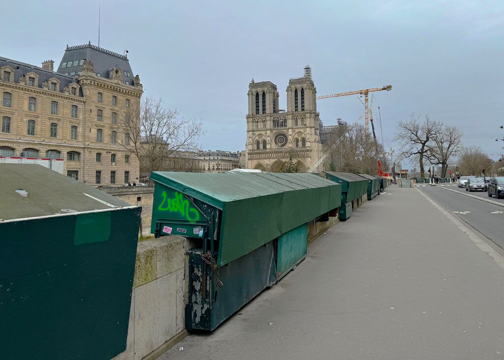 Bouqunistes in Paris