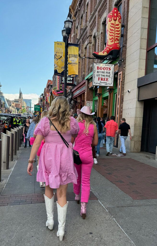 Girls in pink on Broadway, Nashville