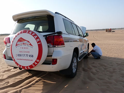 Abu Dhabi sand dunes tyres