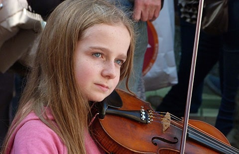 Violin busker Dublin