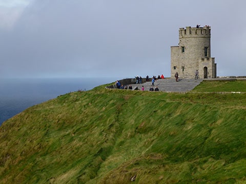 Ireland roadie castle of Mohar