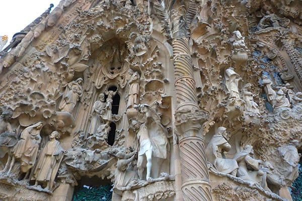 Bible sculpture Gaudi