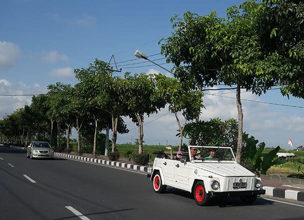 Whire VW safari Bali